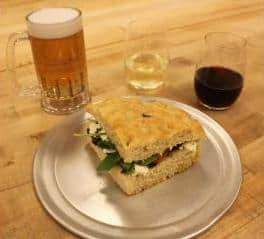 Sunflour Café