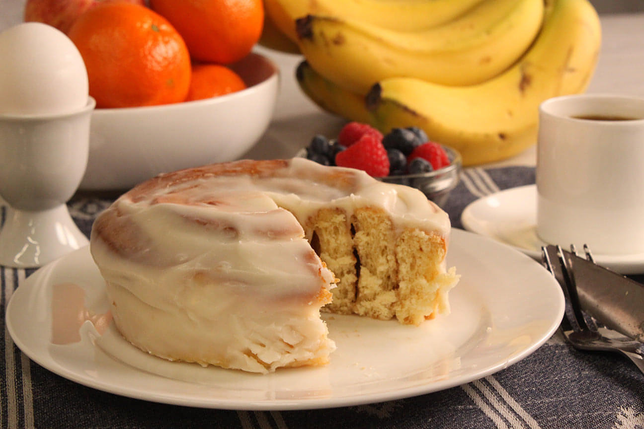 Cinnamon Rolls by Sunflour Baking Company