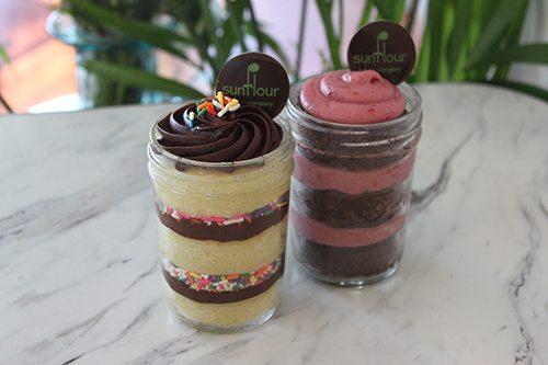 Cupcakes in a Jar // How To Make Cake Jars